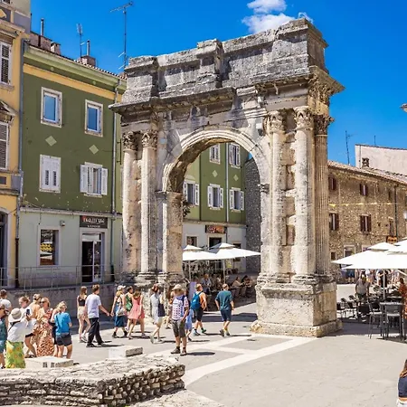 Apartment Fuer 2 Personen Ca 30 Qm In Pula, Istrien Istrische Riviera Pula