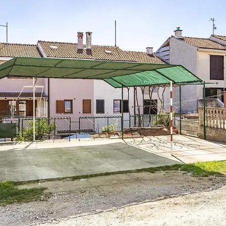 Fuer 2 Personen Ca 30 Qm In Pula, Istrien Istrische Riviera * Pula
